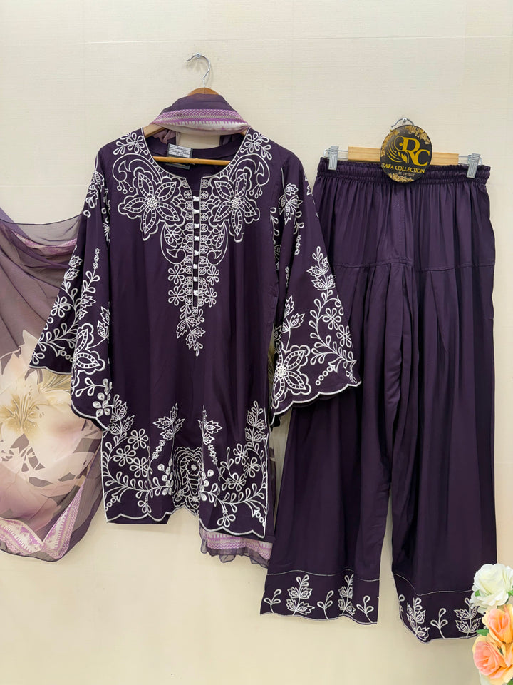 Embroidered Farshi suits
