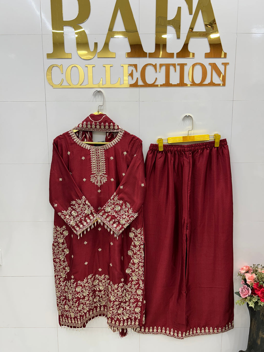 Party wear suits 3152