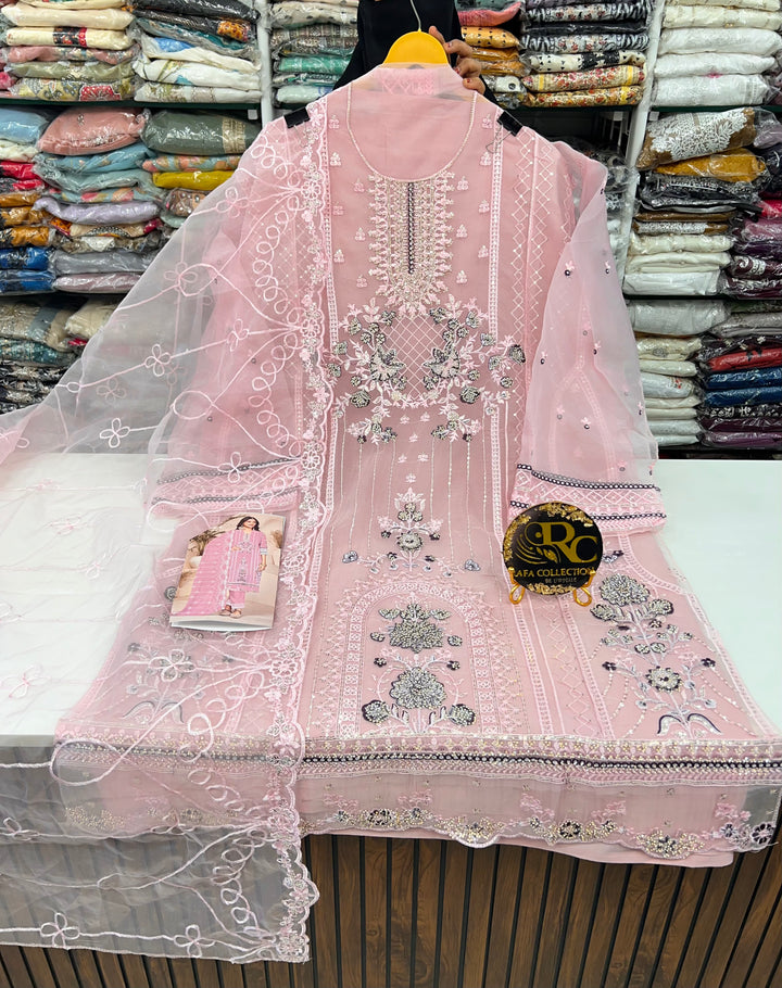 Pakistani unstitched suits 12968