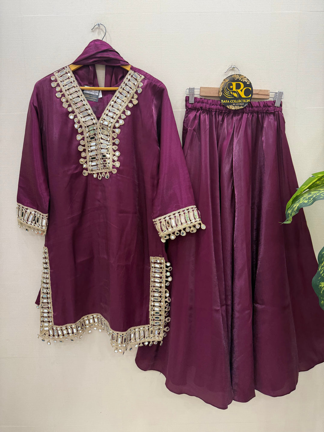mirror viral Suits 7010