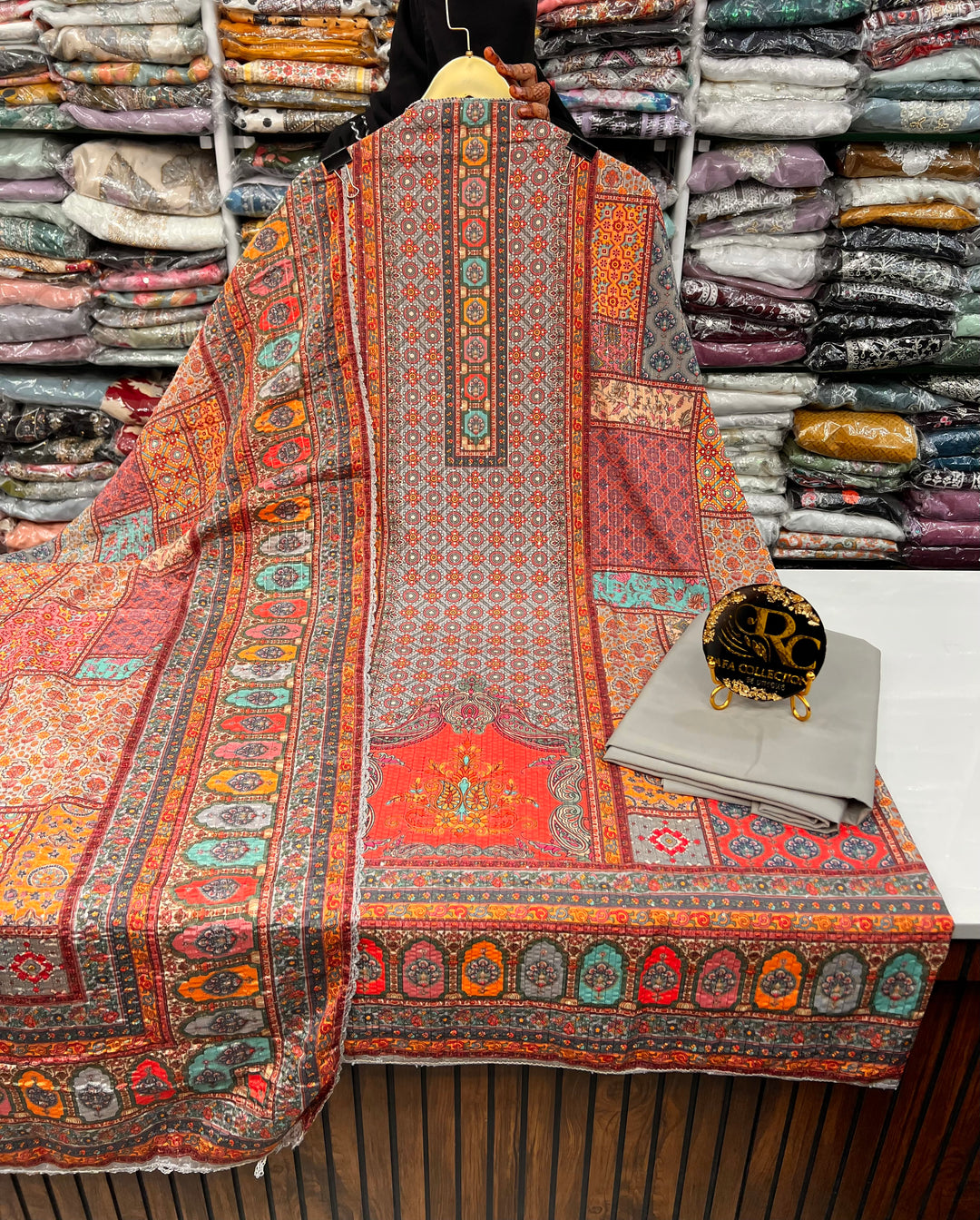 Multi Colour Unstich Suit 1396