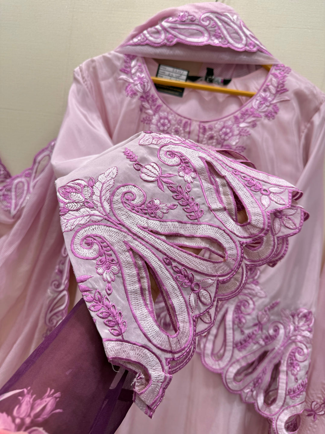 Pakistani Formals suits 3000