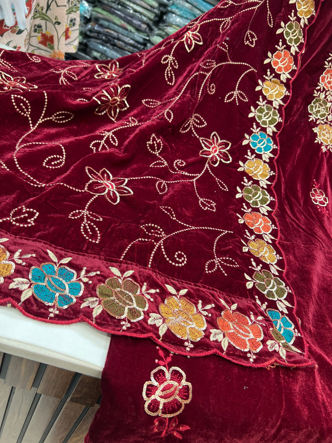 Velvet Embroidered Suit 2581