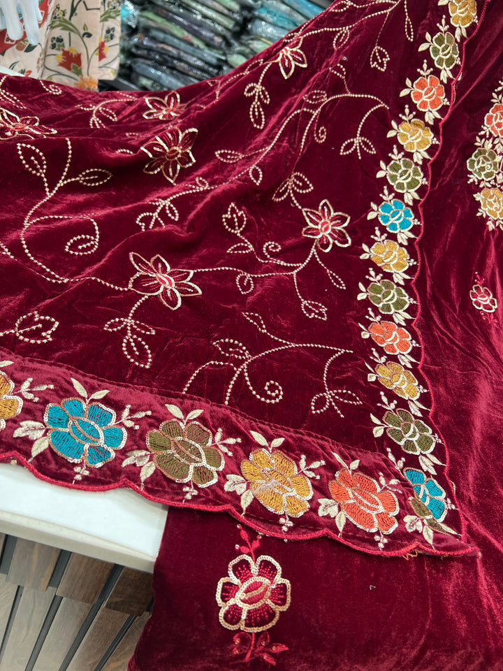 Velvet Embroidered Suit 2581