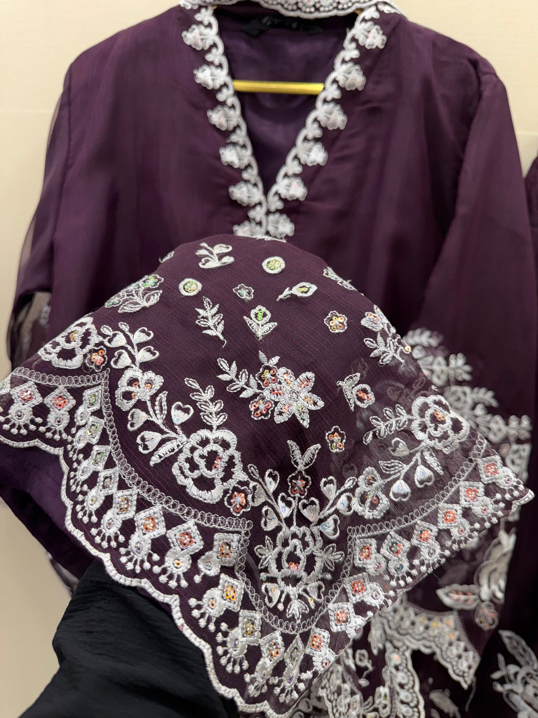 Pakistani Embroided luxe edit 29071