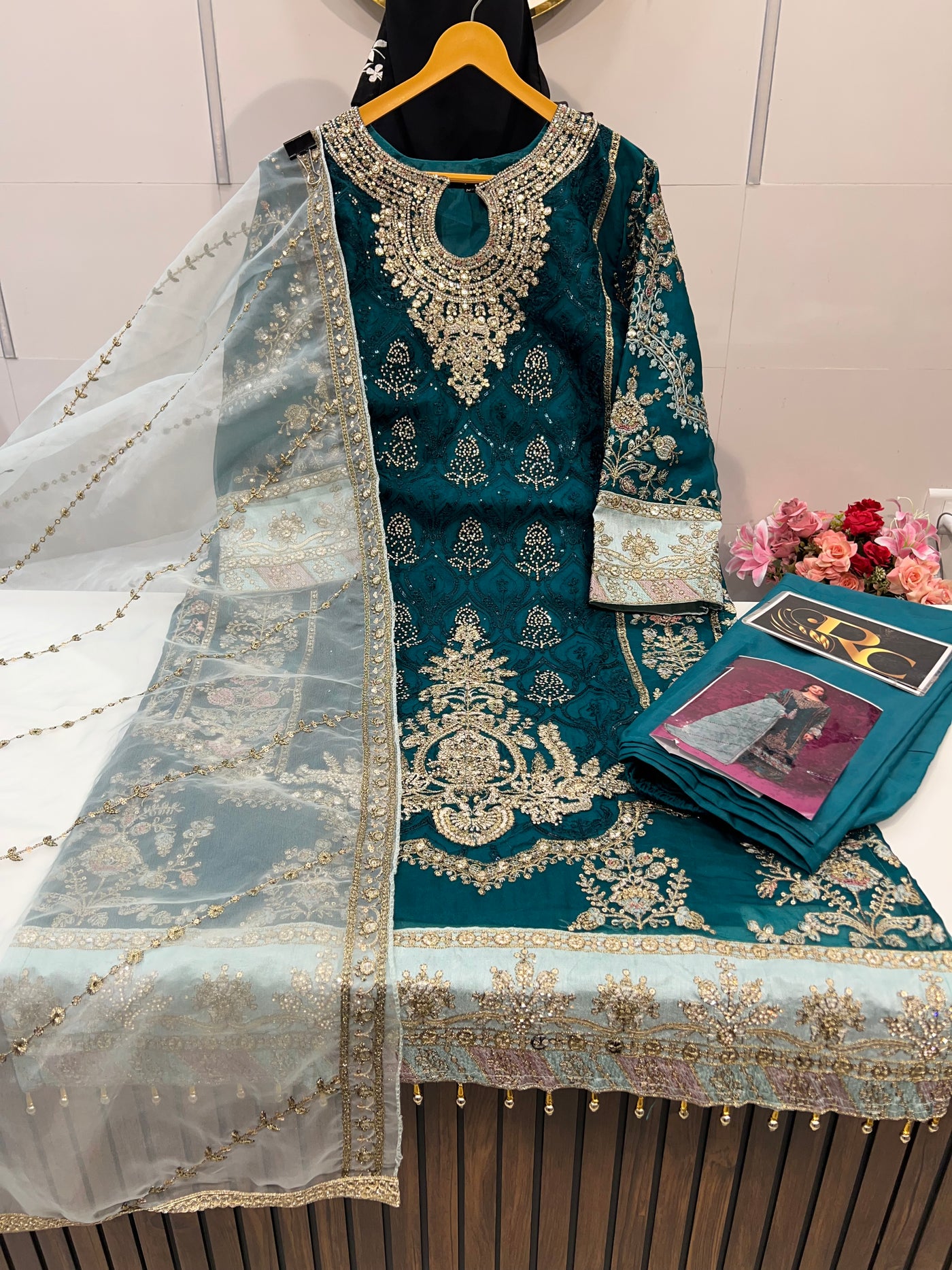 Pakistani party wear Suit 1994