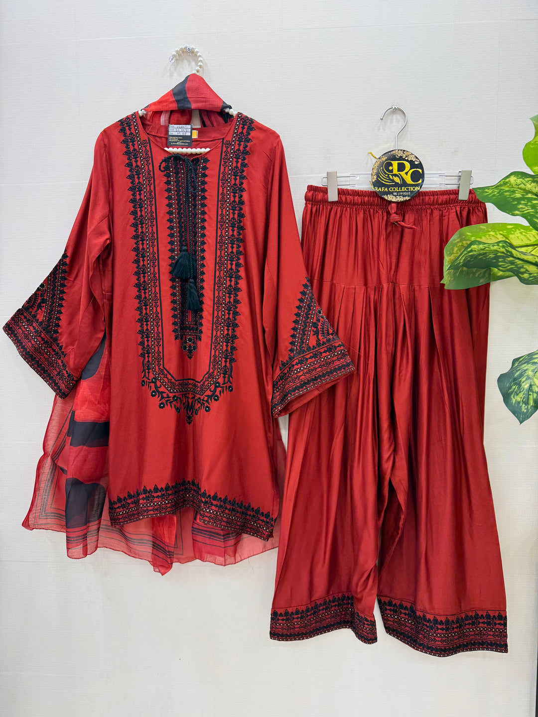 Embroidered Farshi suits