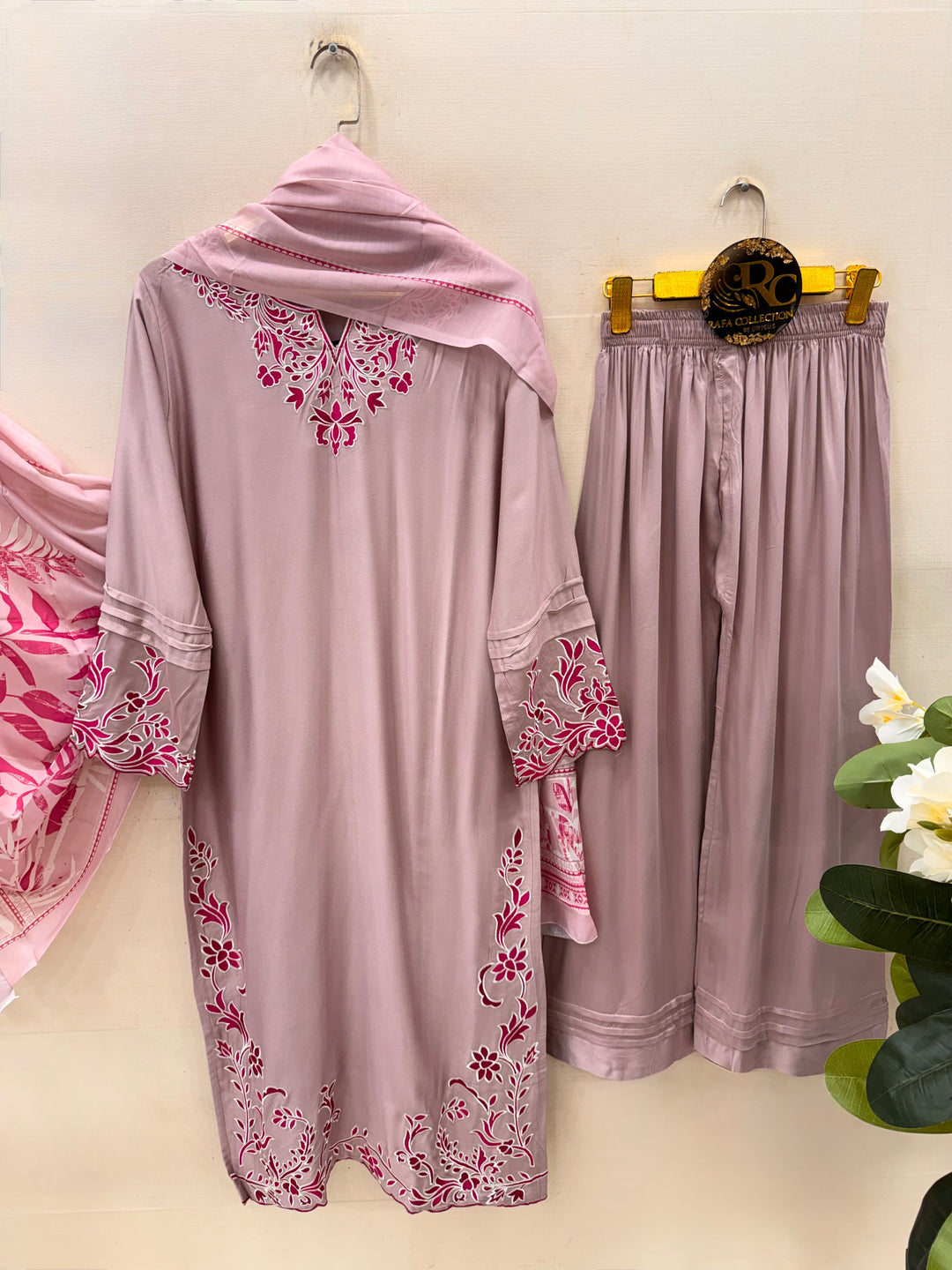 Pakistani Formal Suits
