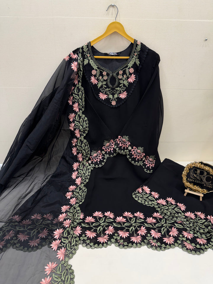 Pakistani Formals 2596