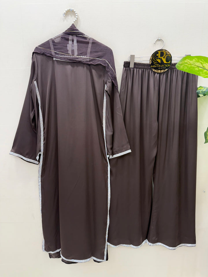 Hania amir’s inspired suits