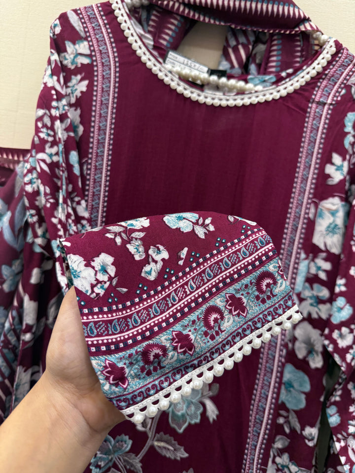 The Hermitage lawn suits 4008