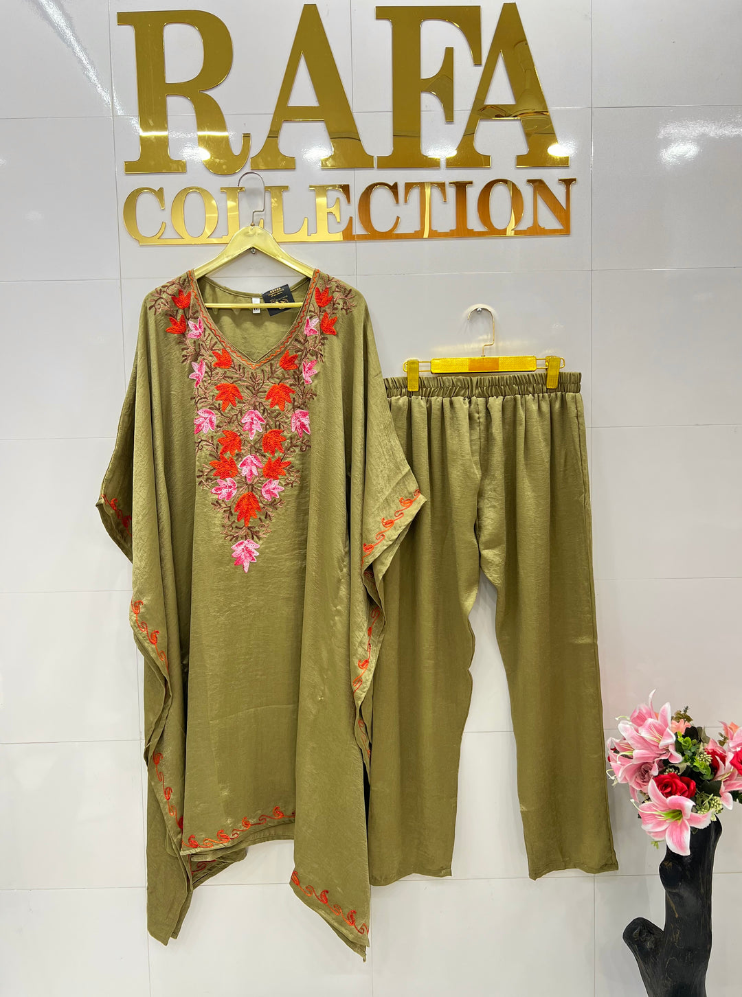 Kashmiri kaftan sets