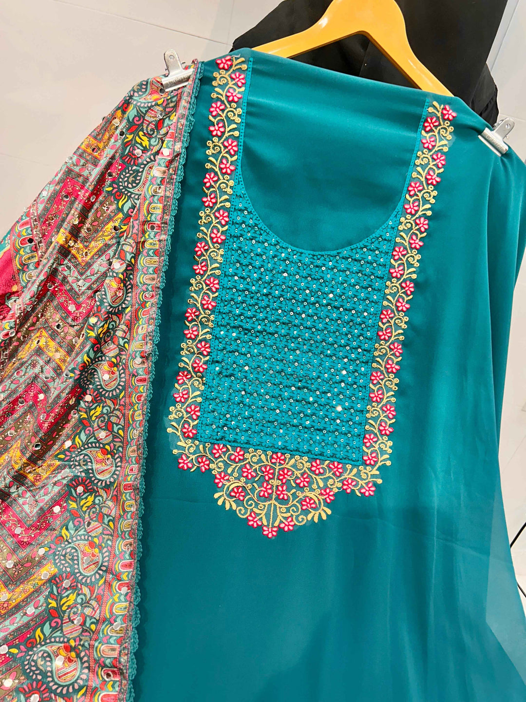 PIHU Multi Special Suit 1603