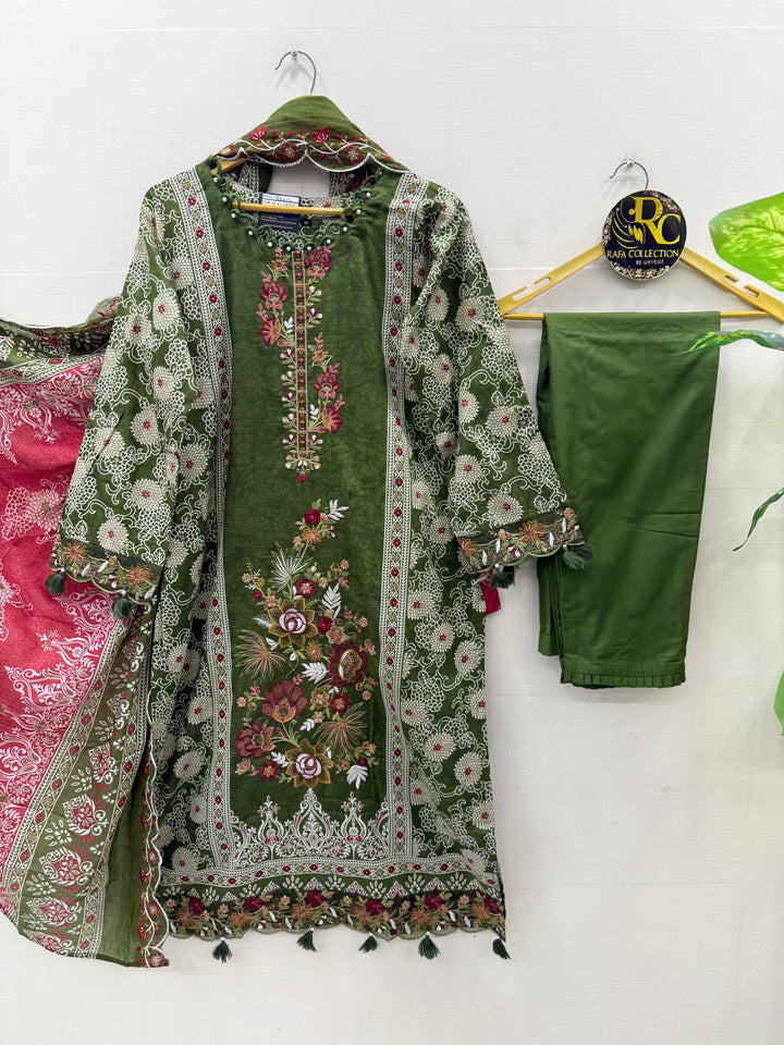 Pakistani embroidered suits 2989