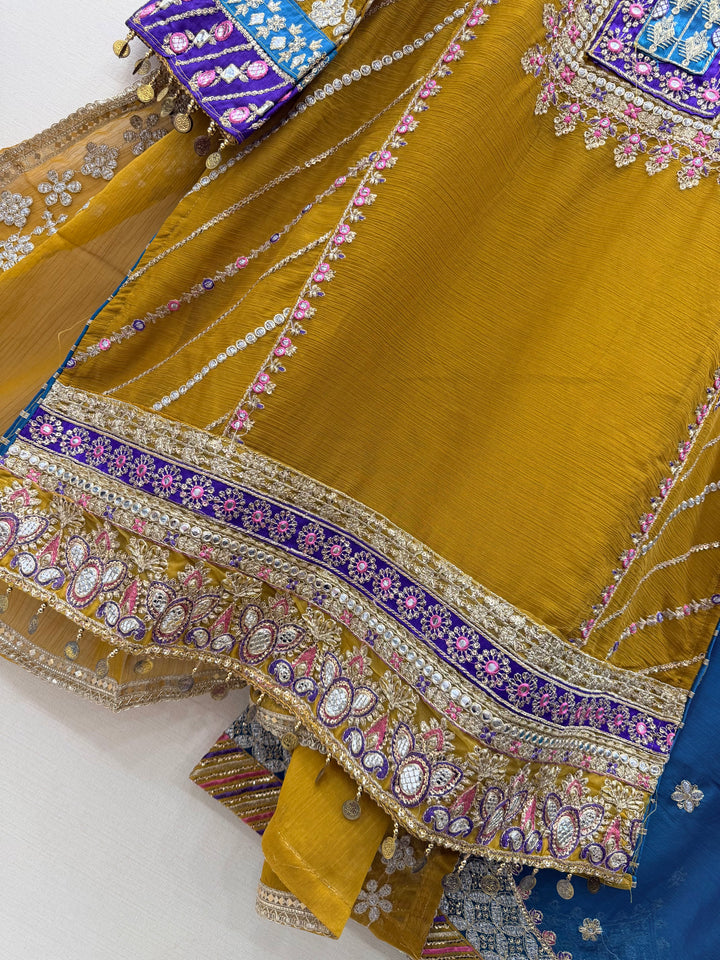 Heavy embroidered suits 2973