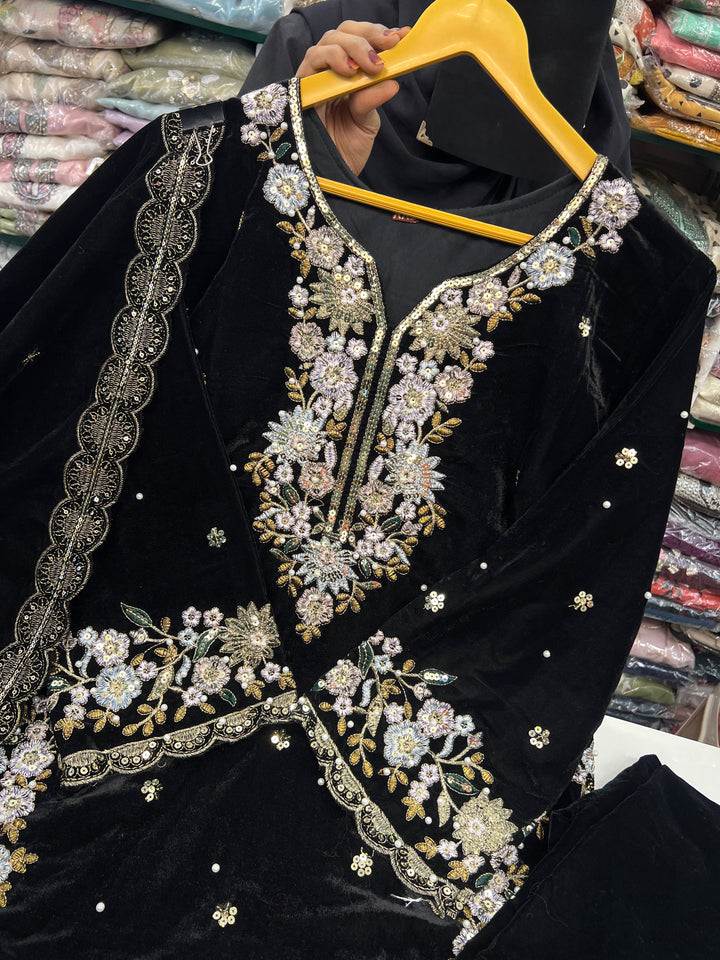 Royal Velvet Grace Suit Set 3157