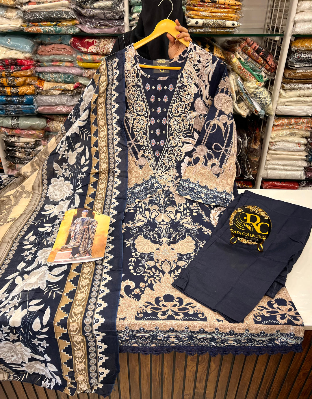 Cotton embroided Pakistani Suits 2825