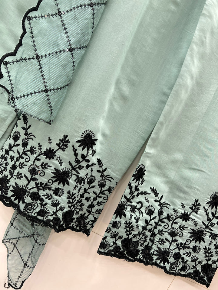 Pakistani Formals 2274