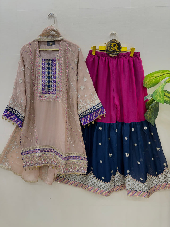 Heavy embroidered suits 2973