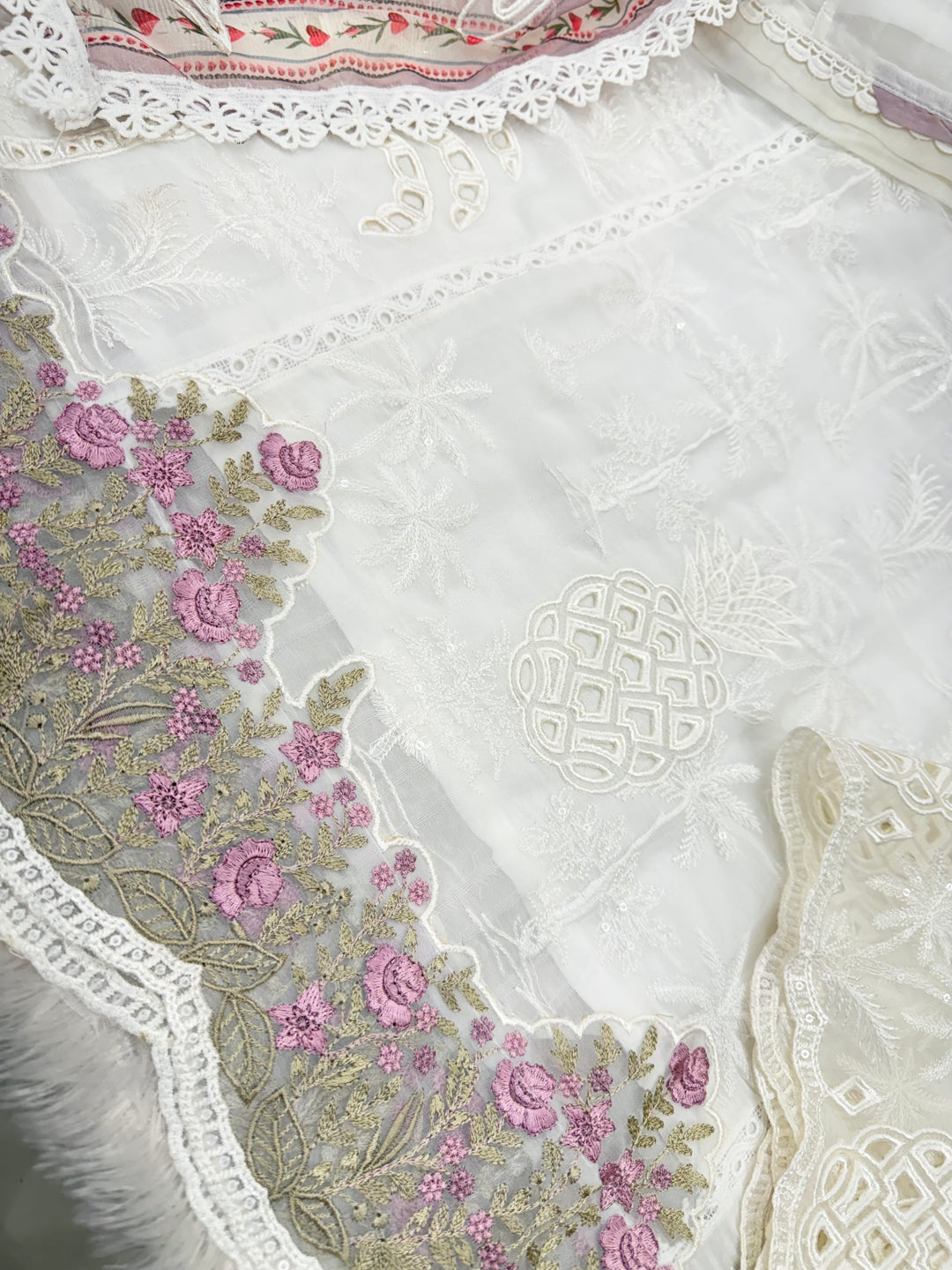 Premium cutwork luxury edit 3744