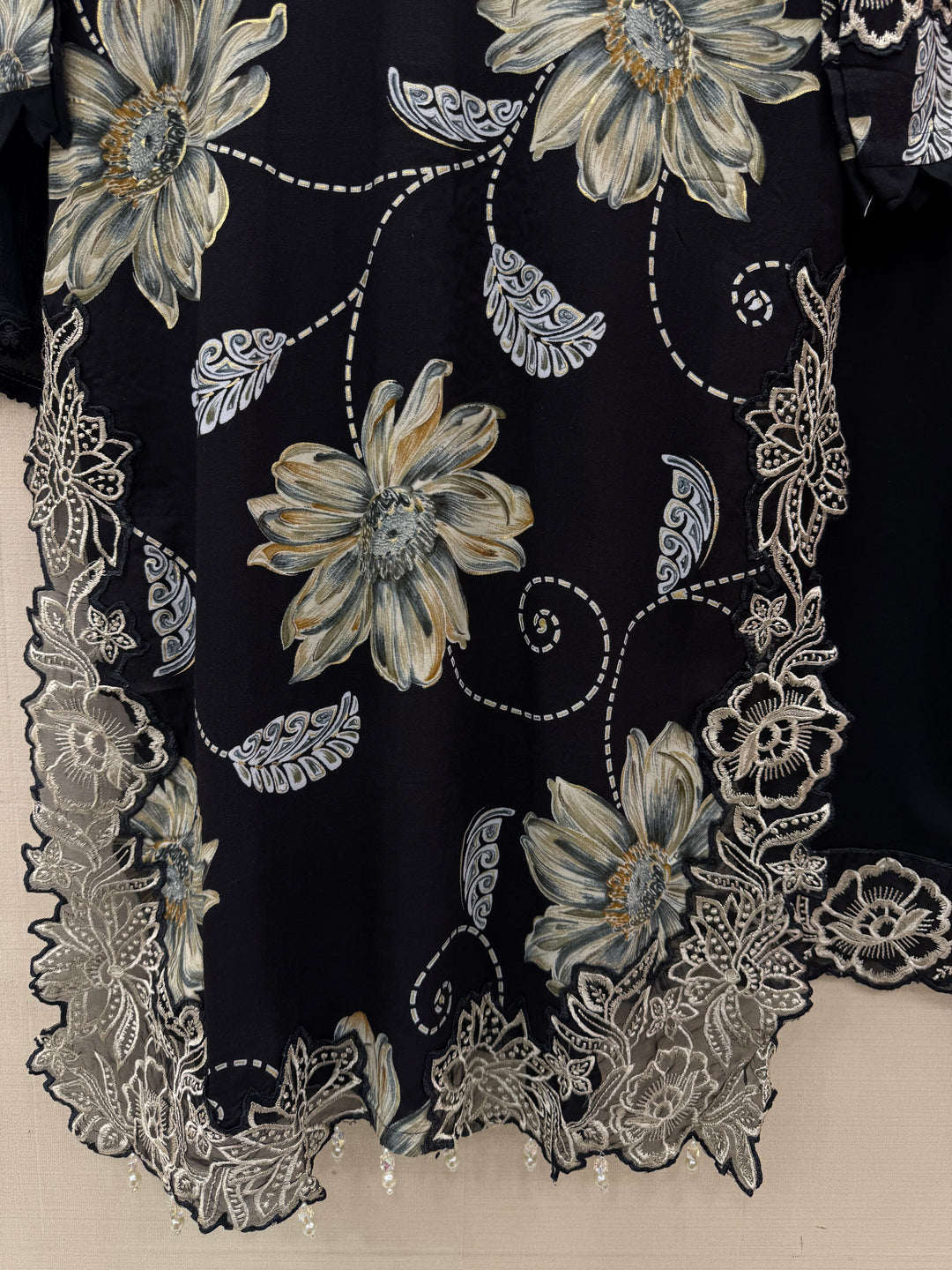 Pakistani Cutwork Suit