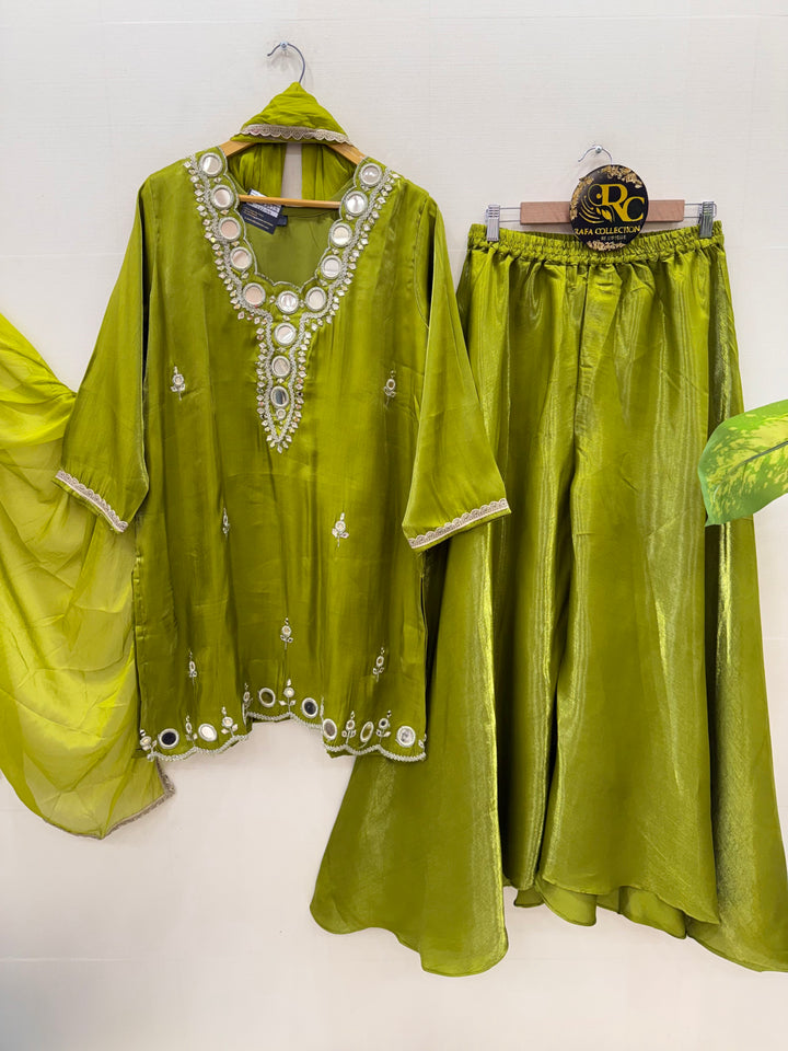 mirror viral Suits 2973