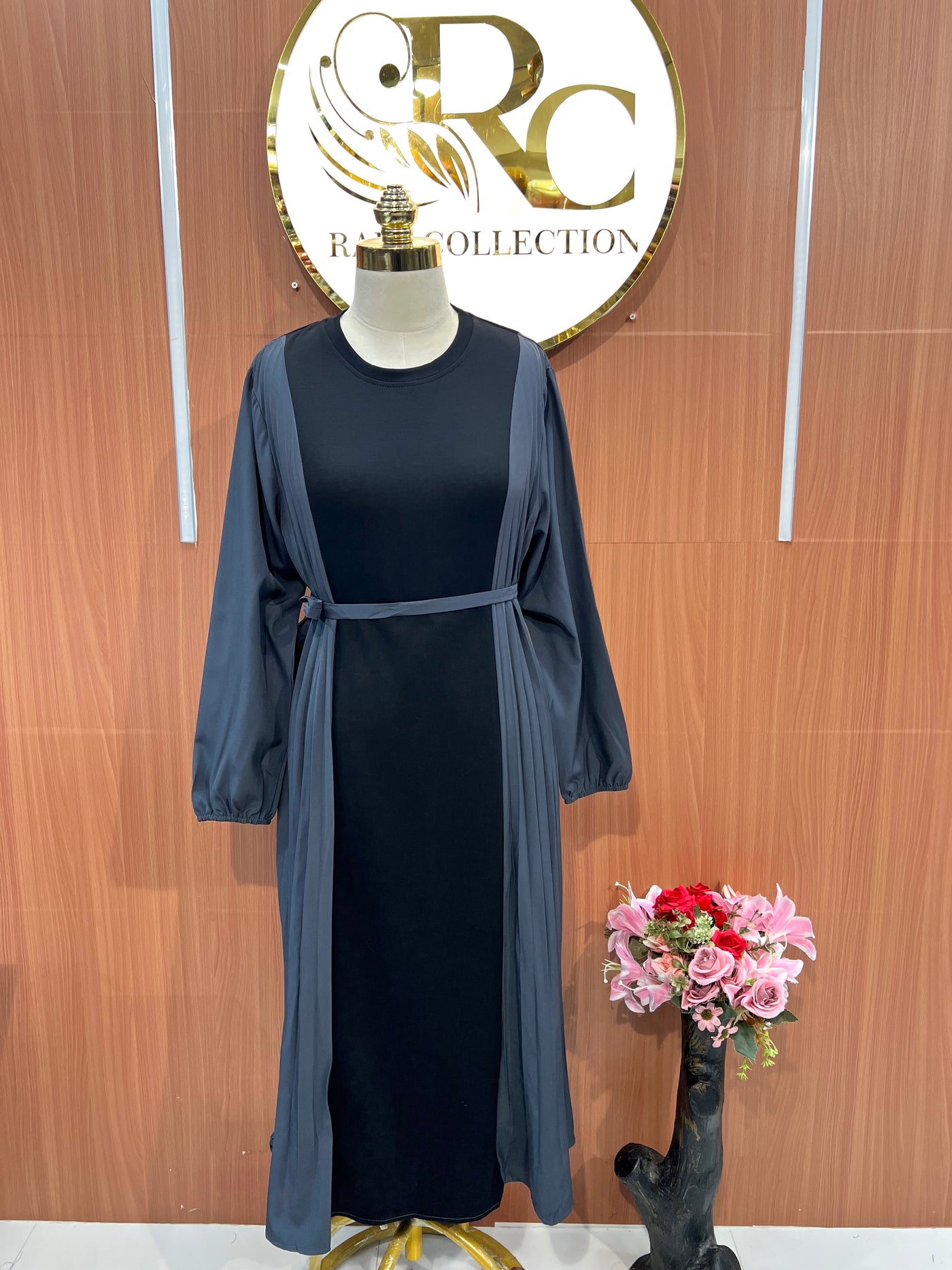 Imported pleated dresses 671