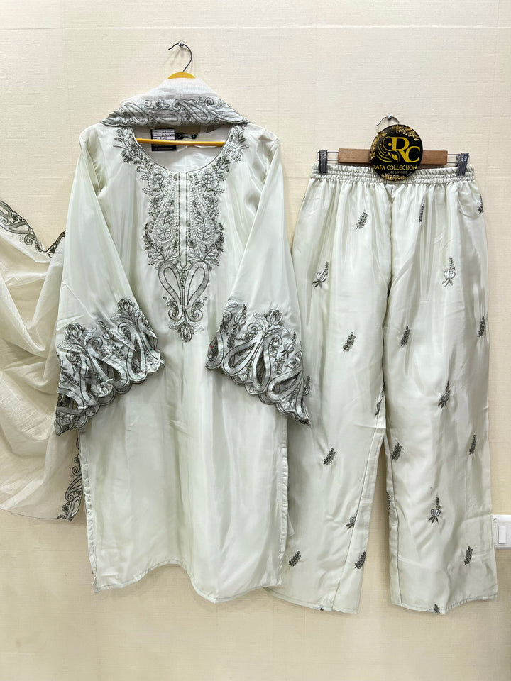 Pakistani Formals suits 3000