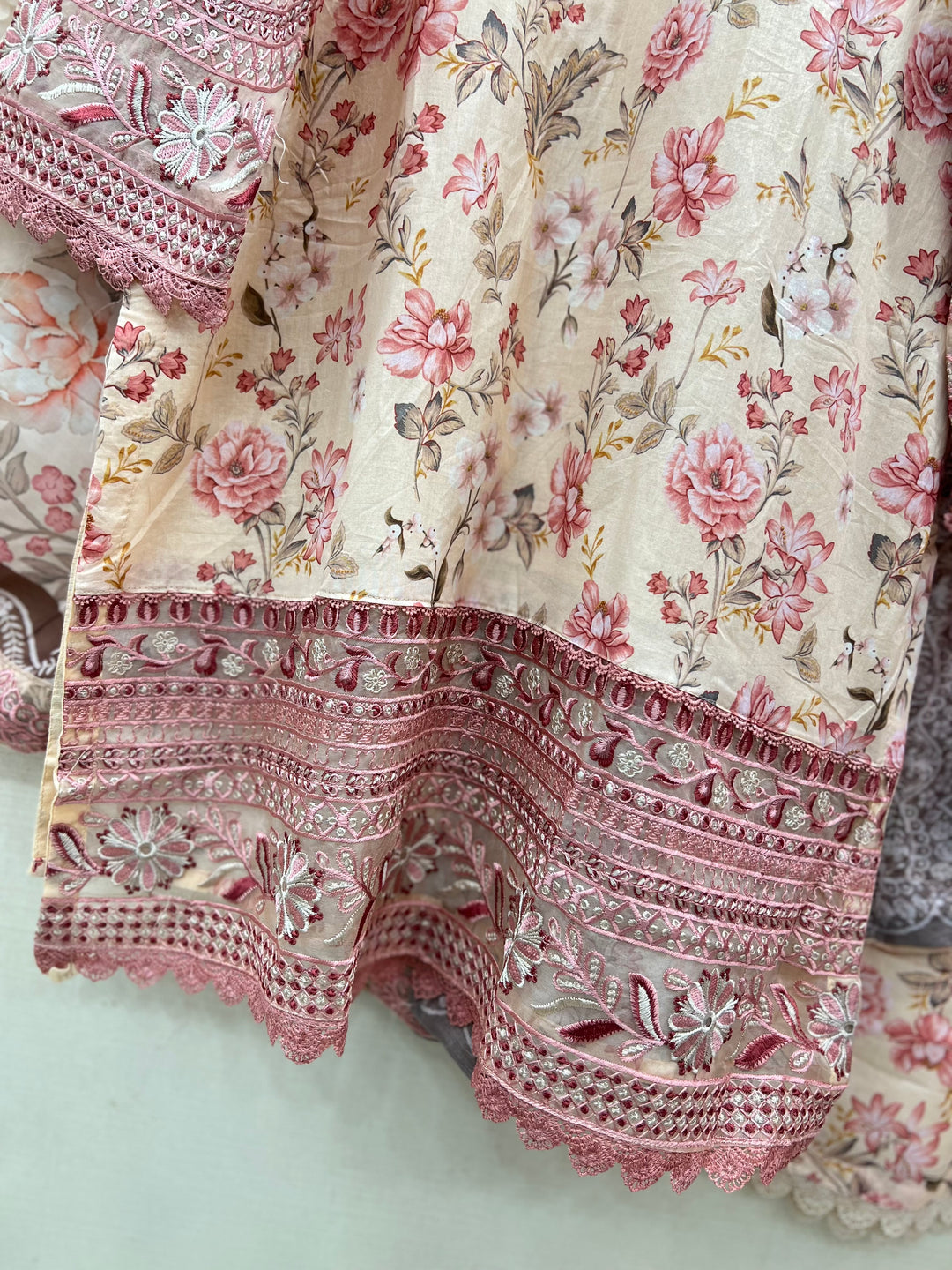 Pakistani embroidery Suits