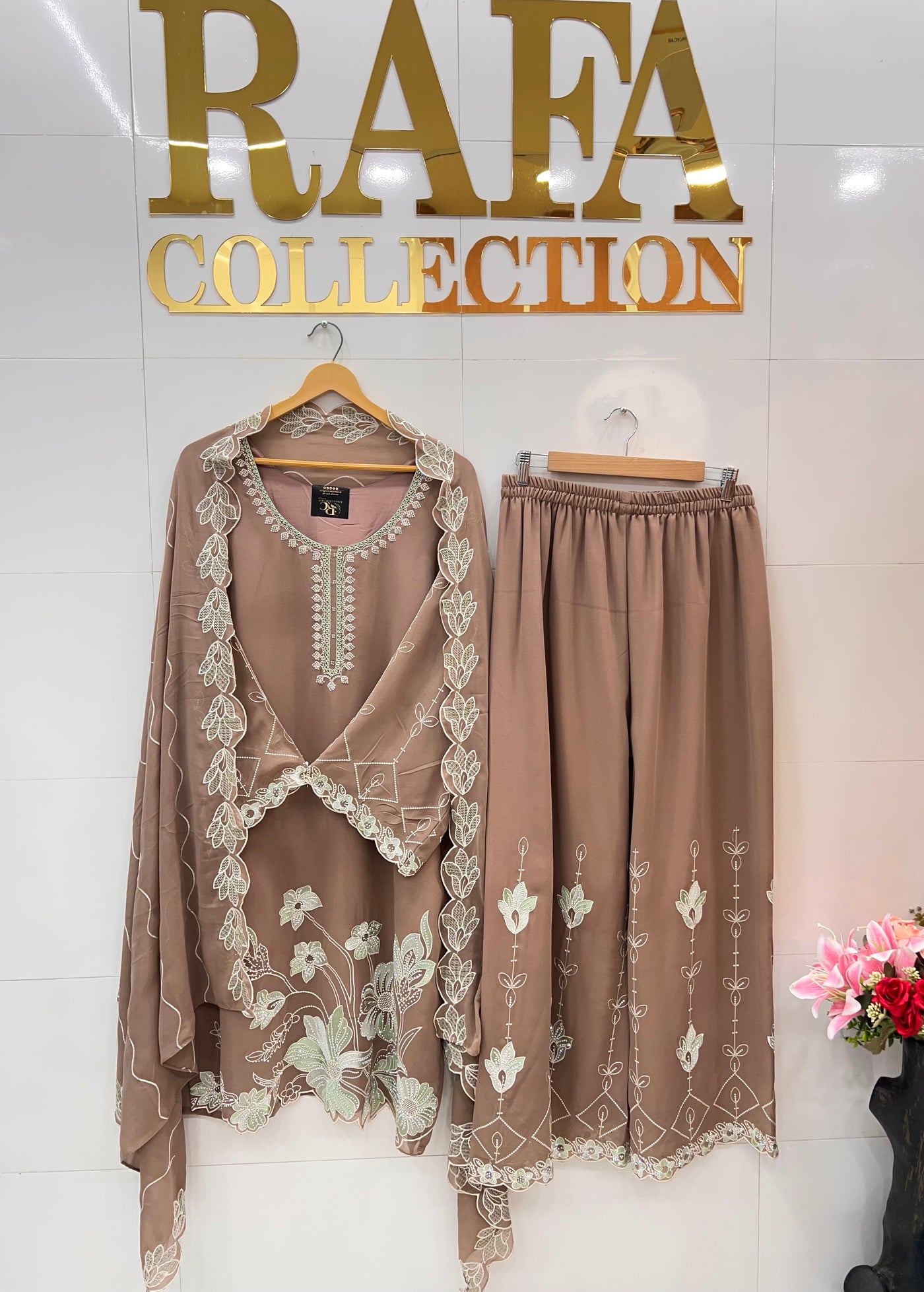 Embroidered  palazzo suits 2820