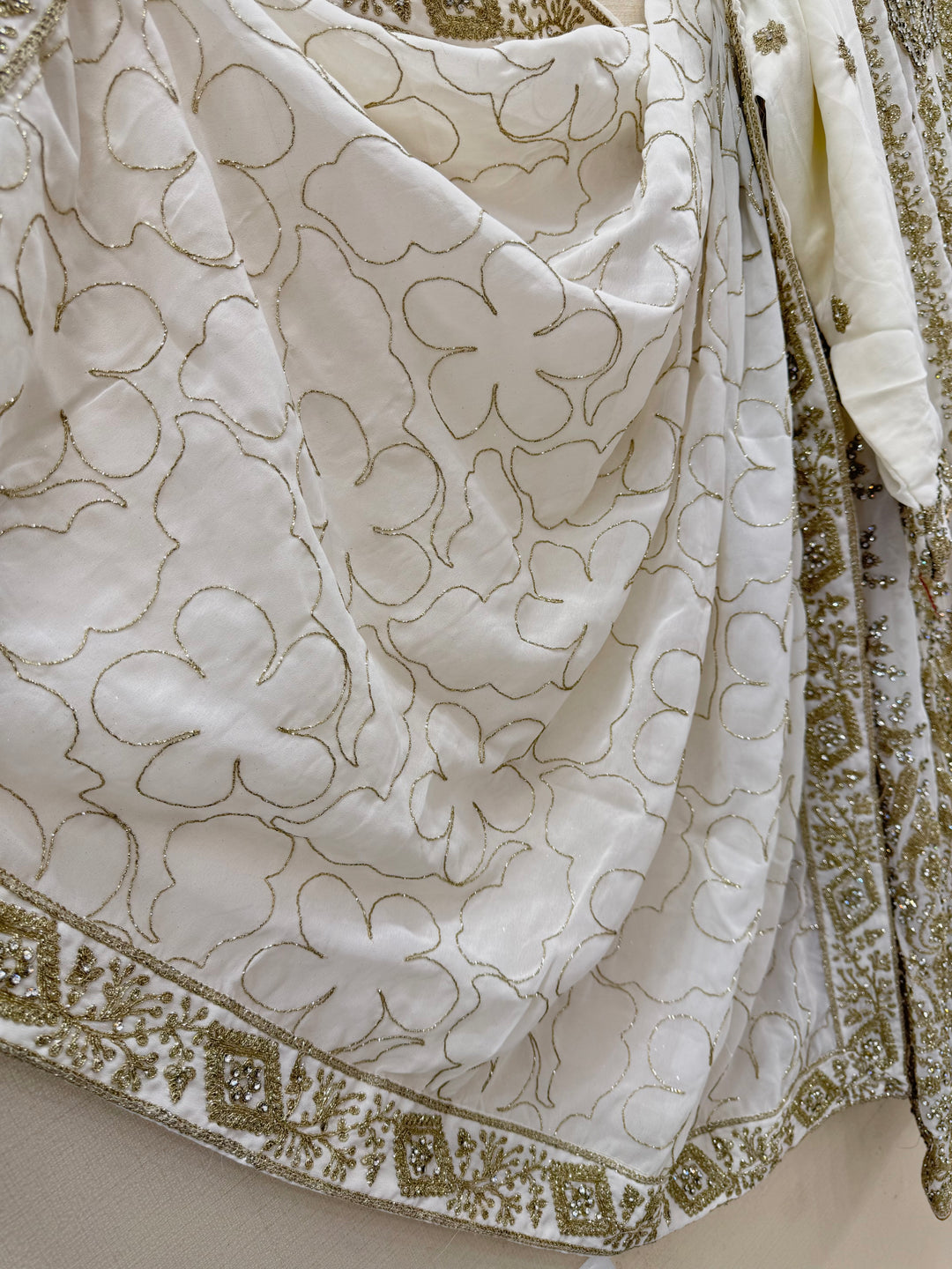 Pakistani Heavy farshi sharara suits