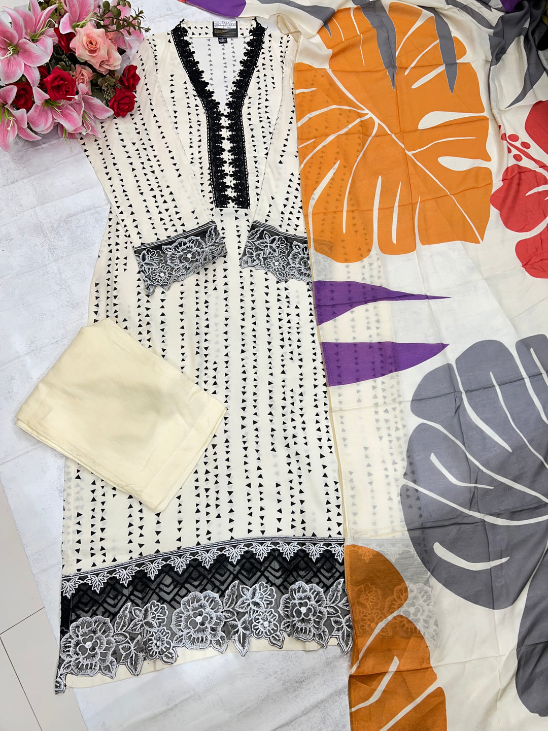 Pure Lawn suits  2529