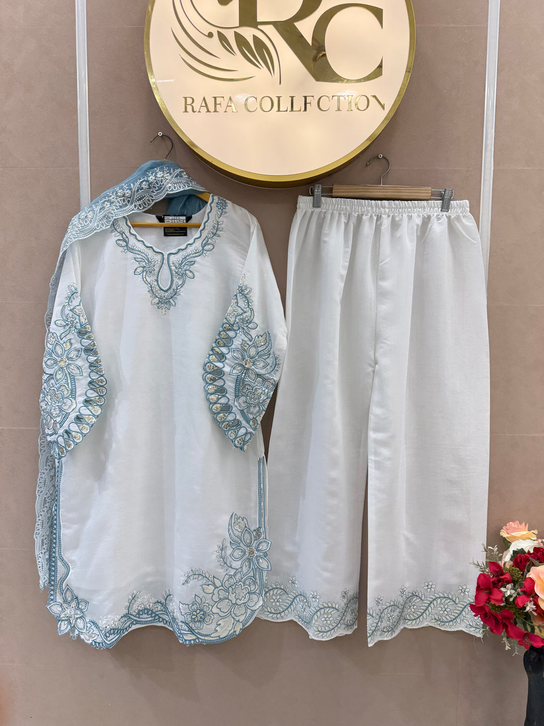 Pakistani Formal suits 2948