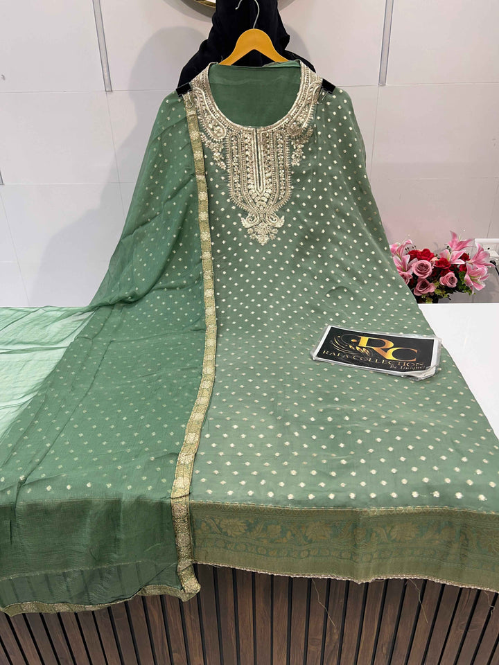 Banarsi Suits 5095