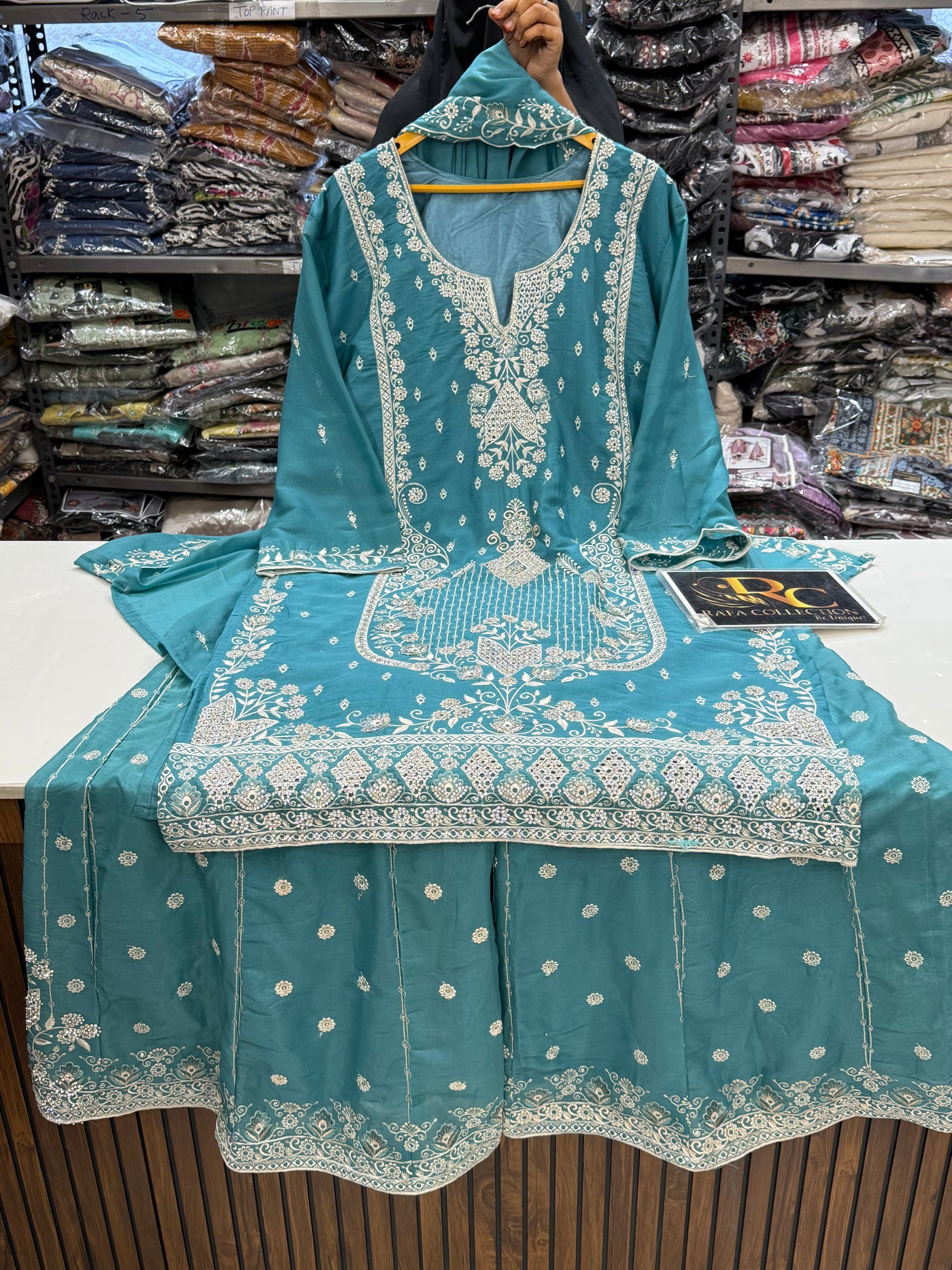 Party wear plazzo suits 17396