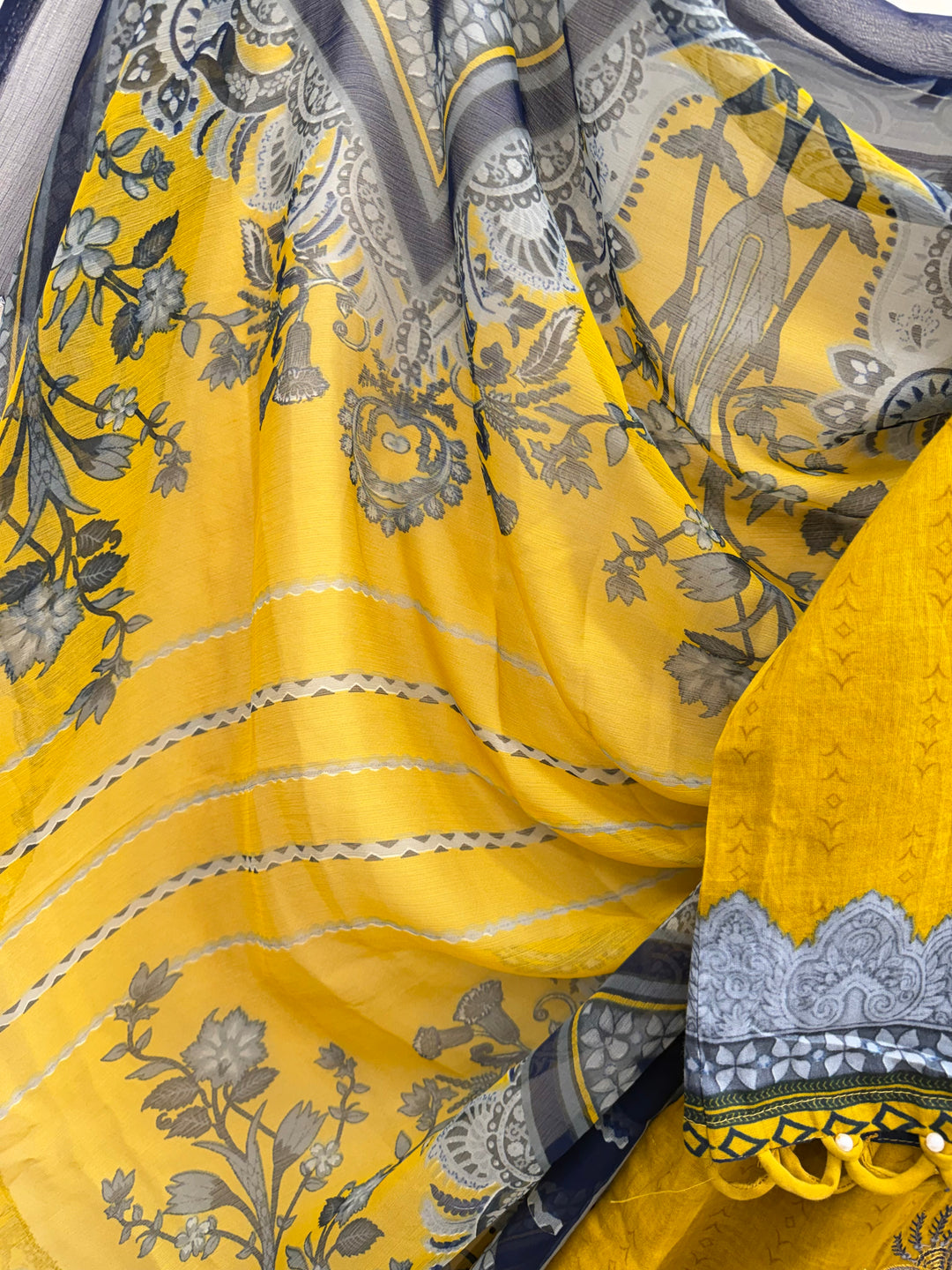 Cotton embroidered suits