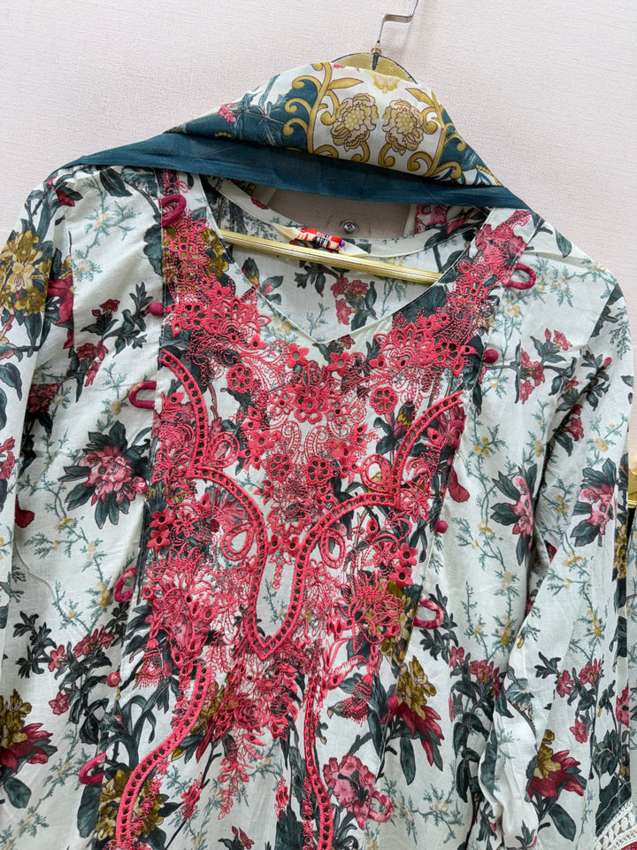 Embroided Pakistani suits