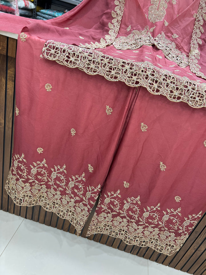 Pakistani party wear suits 17396