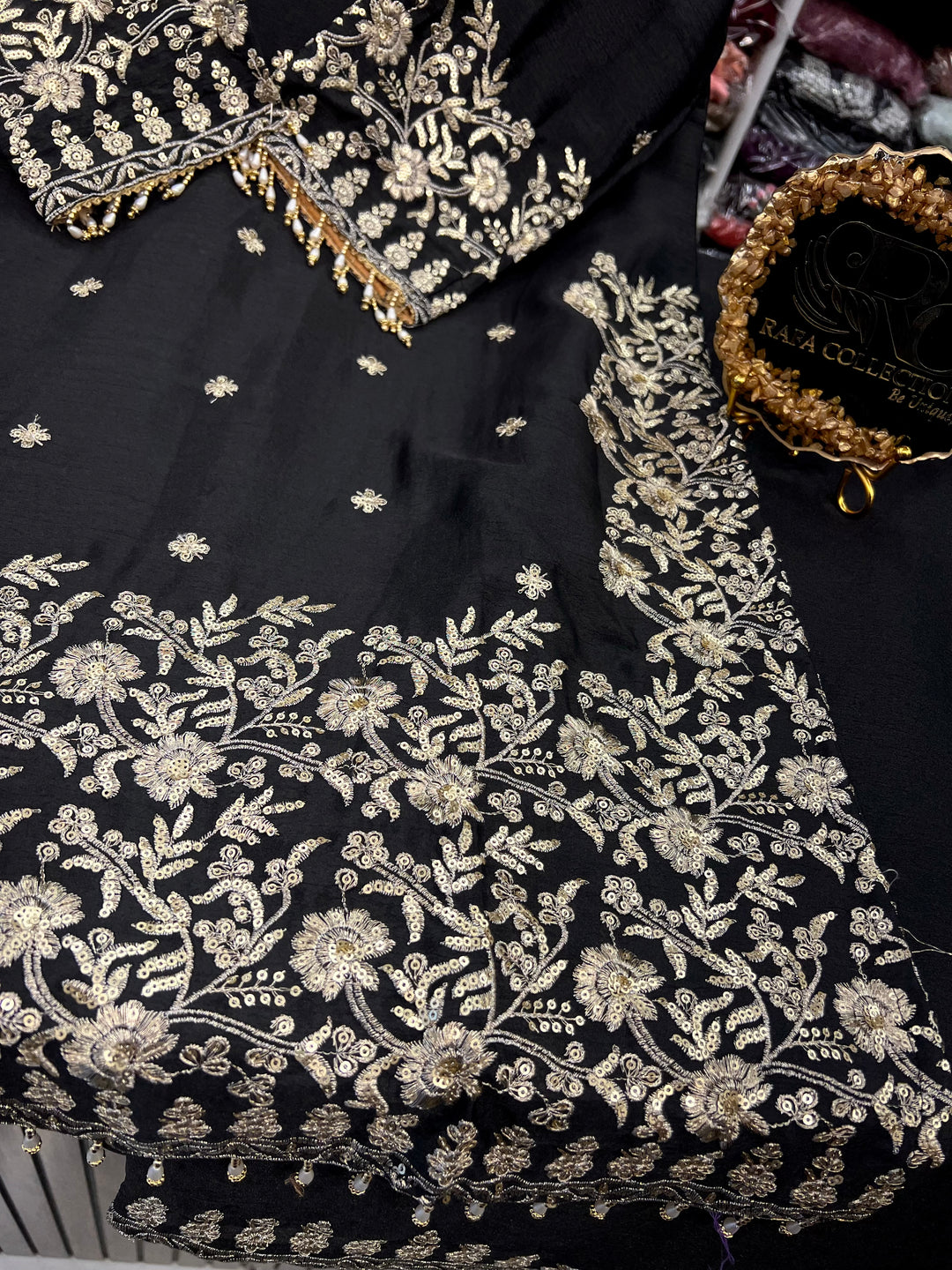 Party wear suits 3152