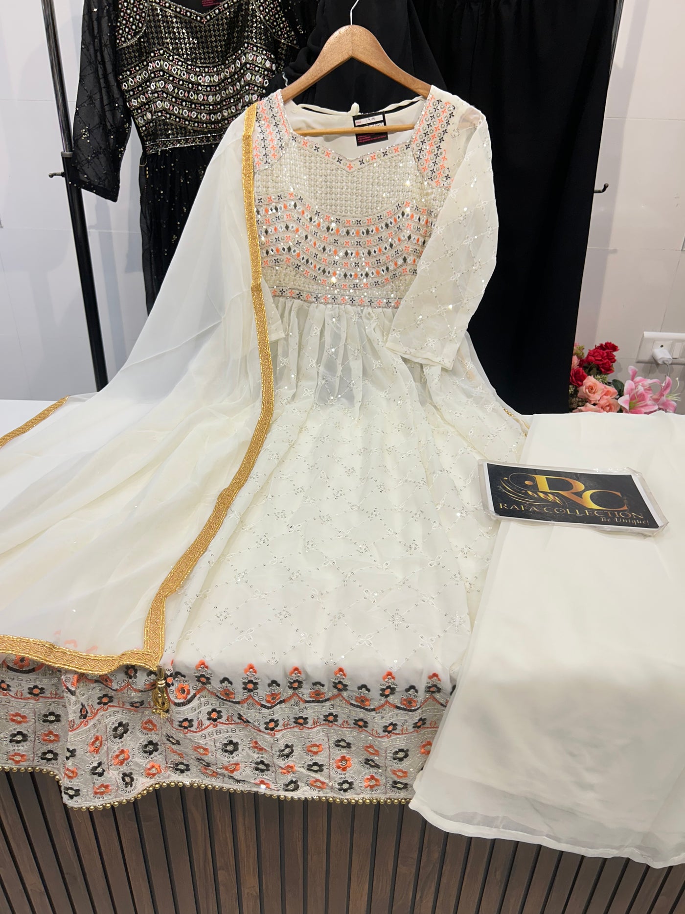 Handwork nyra-cut 190