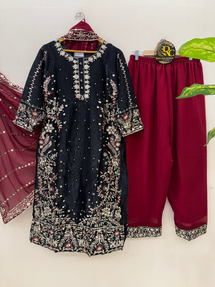 Pakistani pearl work suits 3002