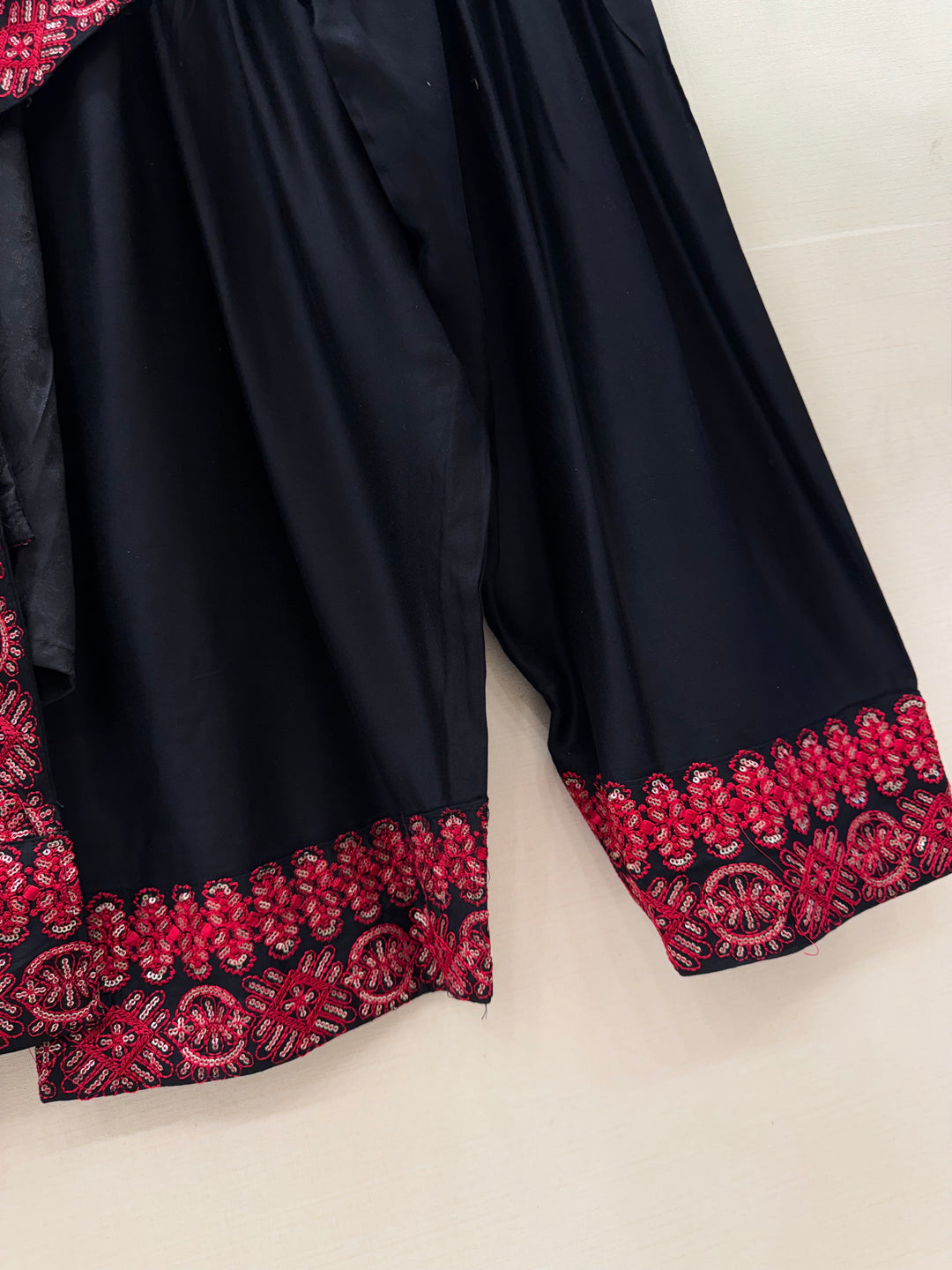 Pakistani Farshi Salwar suits