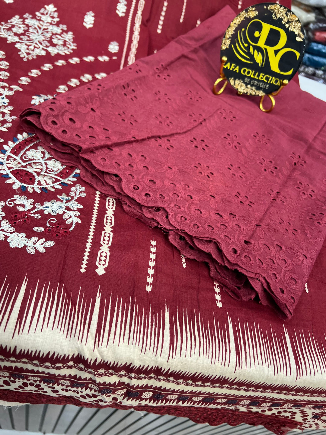 Chikankari Embroided Pakistani suits
129665