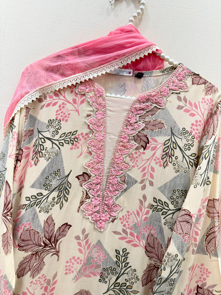 Pakistani cutwork suits 2999