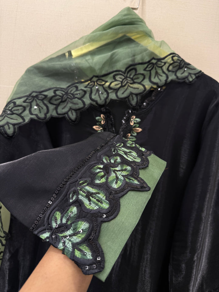 Pakistani Farshi Salwar suits