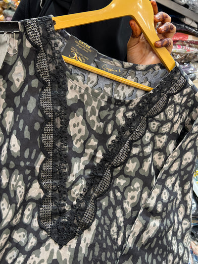 Pakistani patch work suits 2731