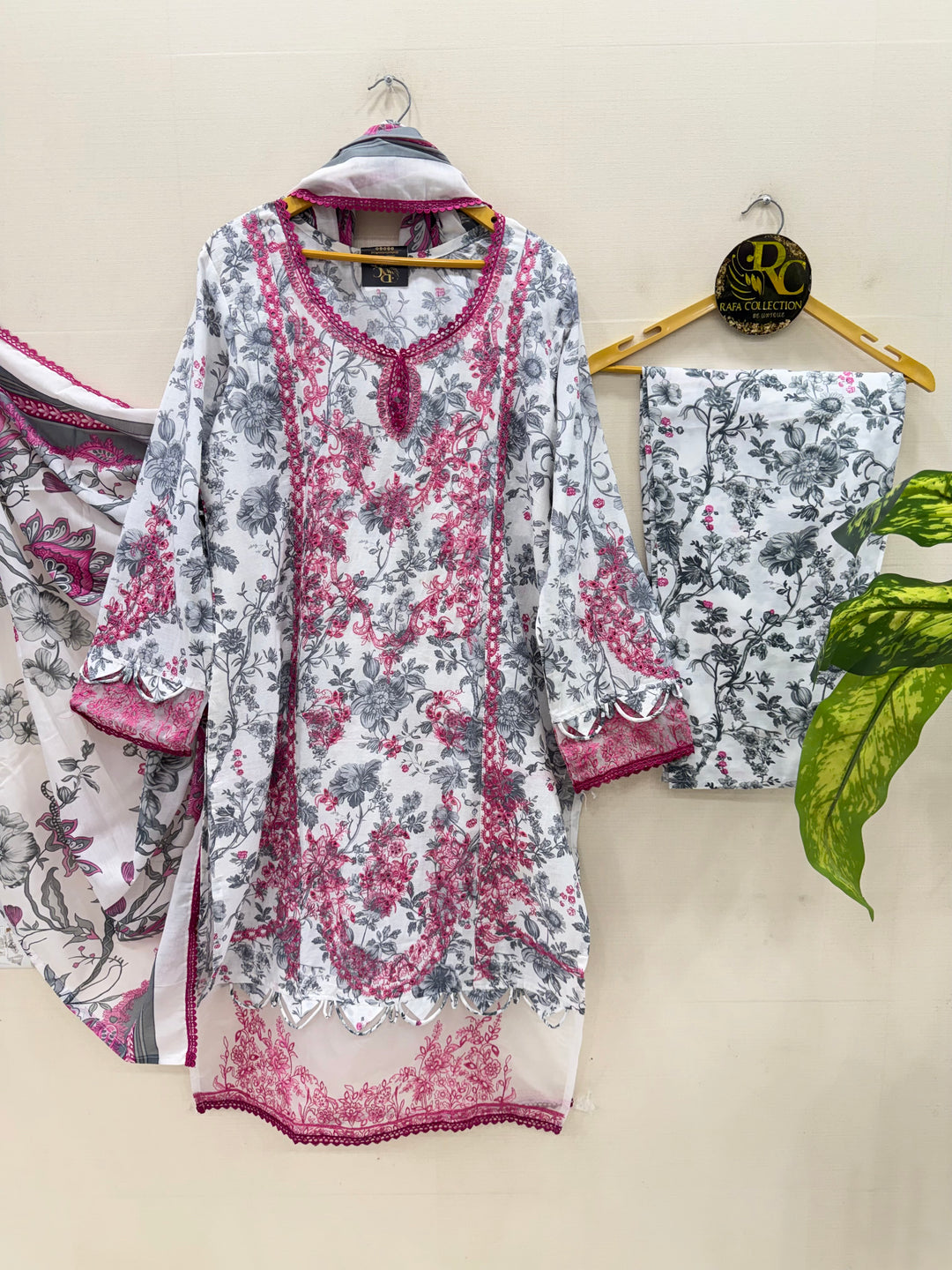 Pakistani embroidered suits