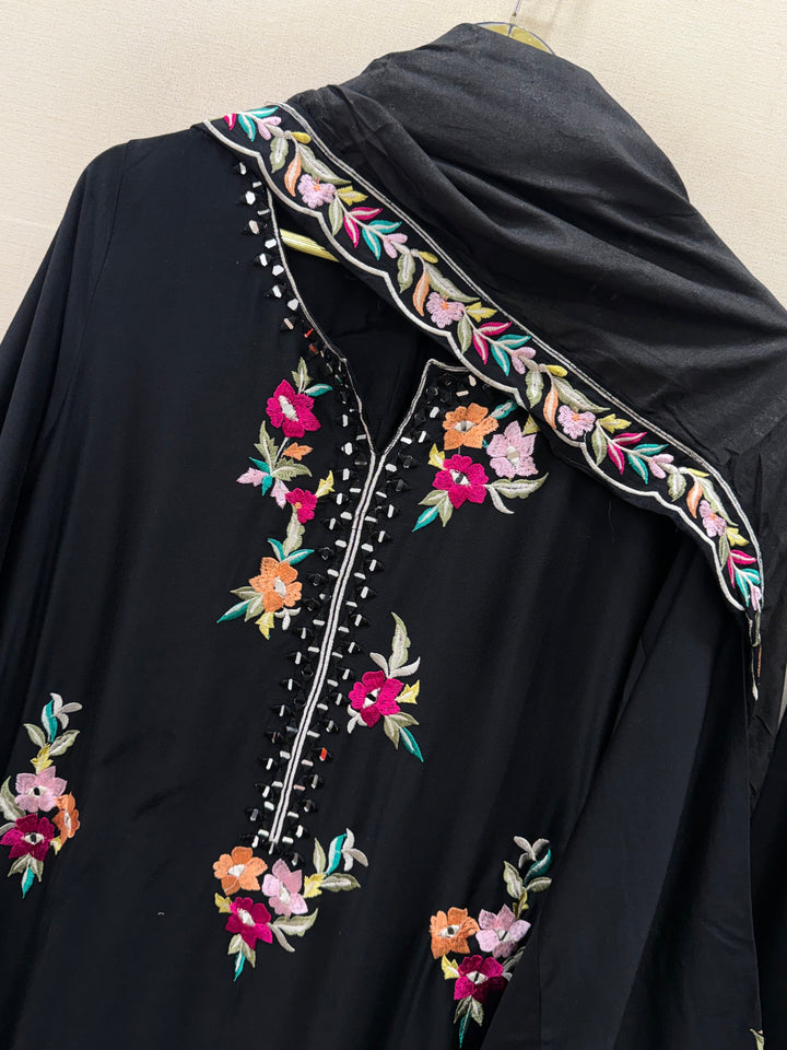 Embroidered Long Kaftan’s