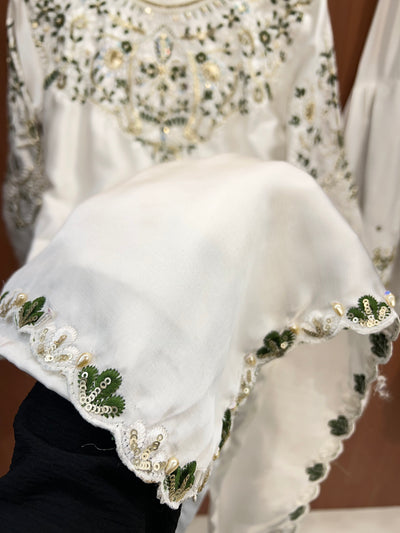 Pakistani Farshi salwar suits 2672