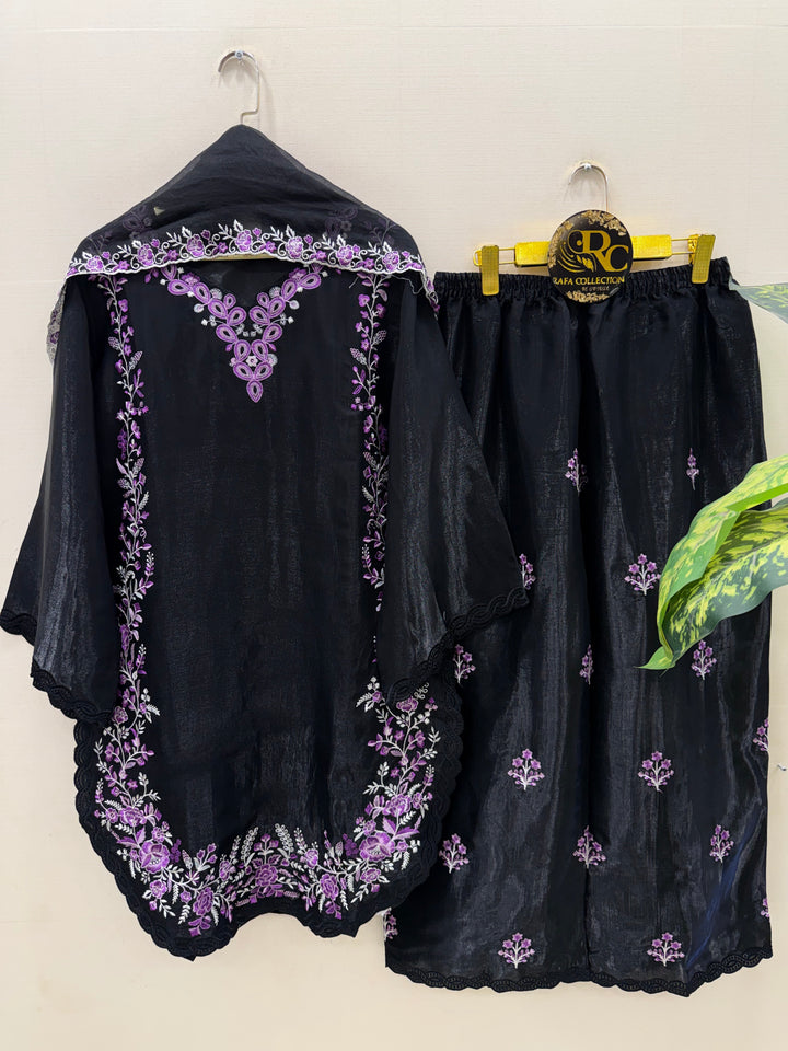 Pakistani Embroidered suits